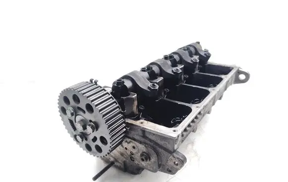 Audi A4 S4 B6 8E 8H Engine head 038103373R