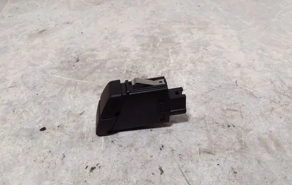 BMW 5 F10 F11 Hazard light switch 9161896