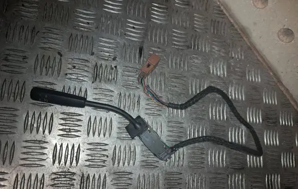 Mercedes-Benz SLK R170 Cruise control stalk 2105400445 LS202802