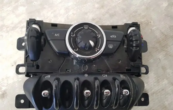 Mini Cooper Countryman R60 Climate control unit