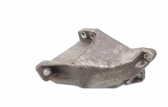 Audi A4 S4 B5 8D Engine mounting bracket 8D0199307L