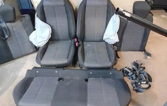 Opel Corsa F Seat set 