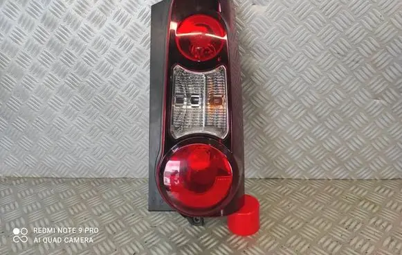Rear/tail lights