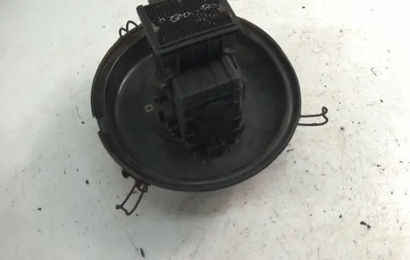 Mitsubishi Colt Mass air flow meter E5T01571