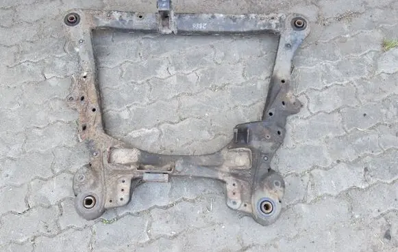 Toyota Previa (XR30, XR40) II Front subframe