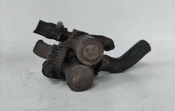 Mercedes-Benz CLK A208 C208 Coolant heater control valve 0018303484