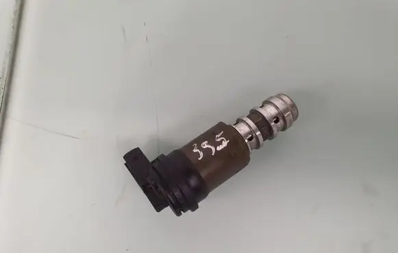 BMW X5 E70 Camshaft vanos timing valve 1707323 11361707323