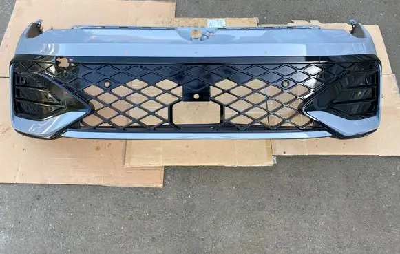 Volkswagen Golf VIII Front bumper 5H0807221 5H0807221AB