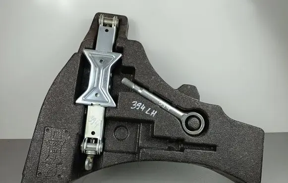 Toyota GT 86 Lift Jack 95086BM030