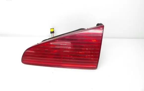Peugeot 607 Tailgate rear/tail lights 2543D