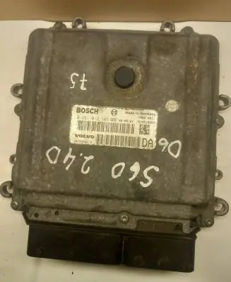 Volvo S60 Engine control unit/module 30729826A 0281012103