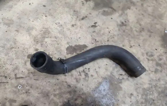 Opel Agila A Engine coolant pipe/hose