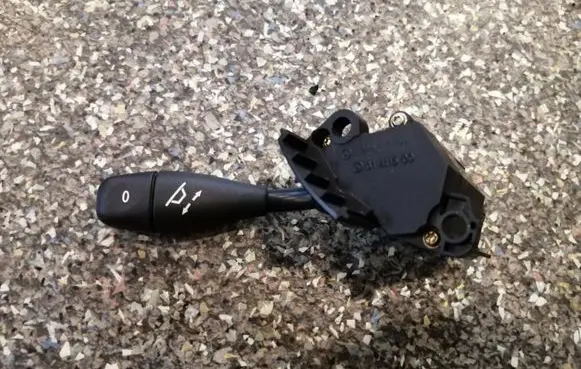 Mercedes-Benz S W220 Steering wheel adjustment handle/lever A2205450022