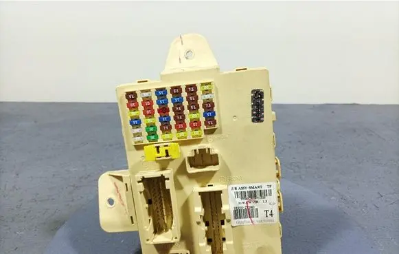Fuse box set