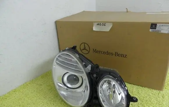 Mercedes-Benz E W211 Headlight/headlamp 2118205261