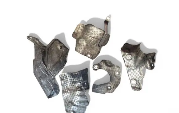 Volvo XC60 Heat shield in engine bay 30777257 31293347 30777141