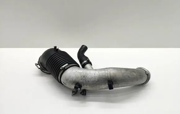 BMW 5 E60 E61 Air intake duct part 7793645 13717793645 139811