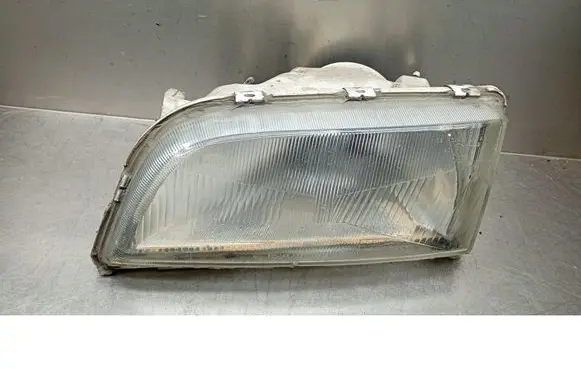 Volvo S40, V40 Front reflector 145561-00