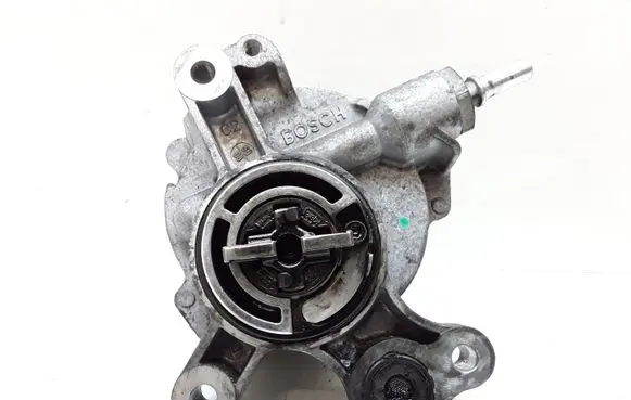 Volvo V70 Vacuum pump