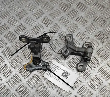 Volvo S40 Front door hinges set 30784896 30784898