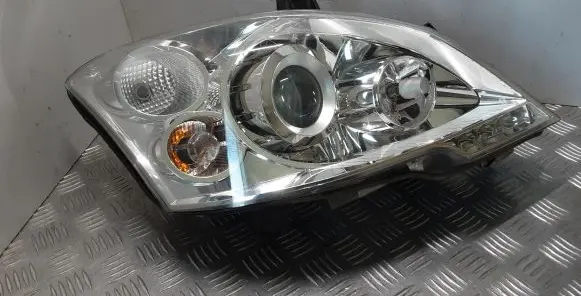 Mercedes-Benz Vito Viano W639 Headlight/headlamp A6398203161 5DV00961000