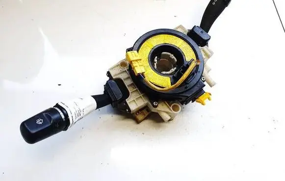 Wiper turn signal indicator stalk/switch