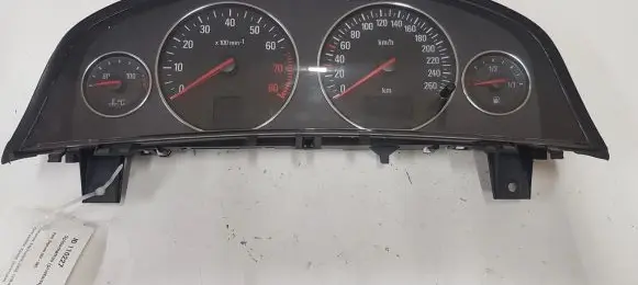 Speedometer (instrument cluster)