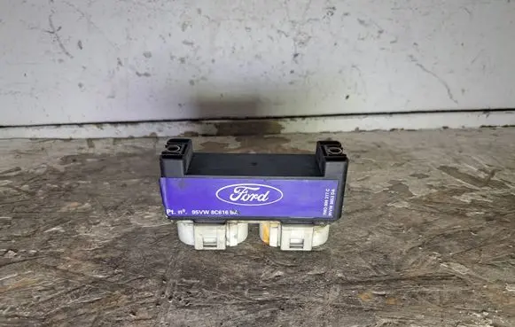 Ford Galaxy Coolant fan relay 7MO000317C 95VW8C616BA