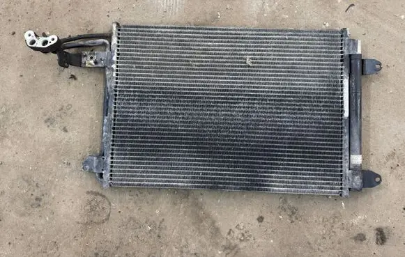 Volkswagen Golf VI A/C cooling radiator (condenser) 5C0820411