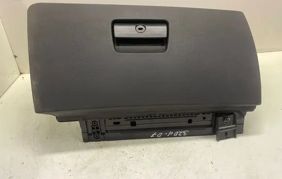 BMW 3 E90 E91 Glove box 7120408