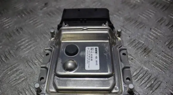 BMW 3 F30 F35 F31 Adblue control unit 0281034085