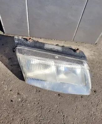 Volkswagen PASSAT B5 Headlight/headlamp 12060098