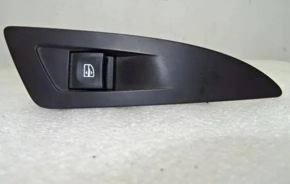 Renault Espace - Grand espace V Quarter vent window switch 829611370R