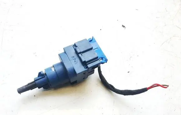 Brake pedal sensor switch