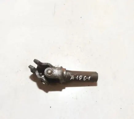 Opel Corsa B Steering column universal joint