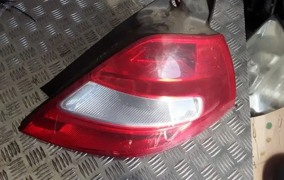 Renault Megane II Rear/tail lights 8200413216
