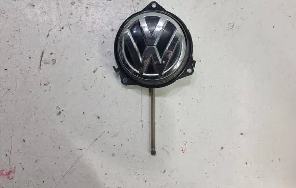 Volkswagen PASSAT B8 Tailgate opening switch 3G5827469F