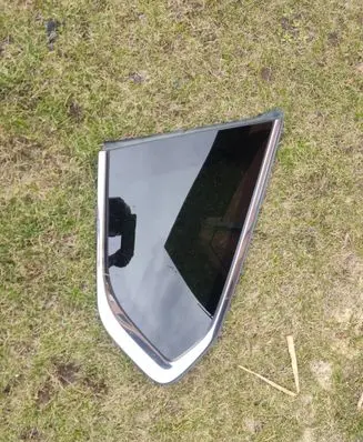 Hyundai Santa Fe Rear side window 43R019700 A004138 DOT736AS3M35