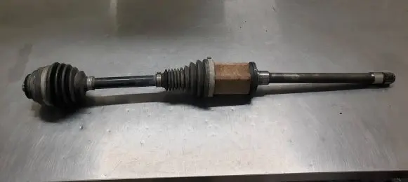BMW 1 F20 F21 Front driveshaft 7597694