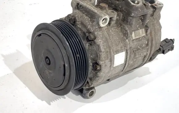 Volkswagen Golf Plus Air conditioning (A/C) compressor (pump) 1K0820859S