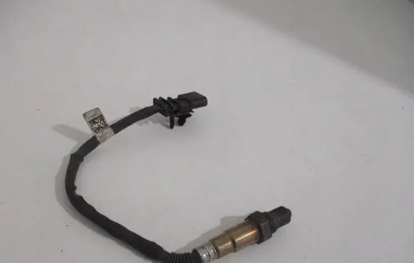 Volvo XC40 Lambda probe sensor 32208772