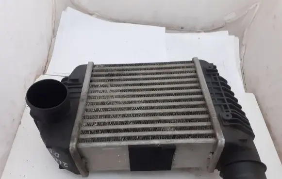 Audi A6 S6 C6 4F Intercooler radiator 4F0145806R