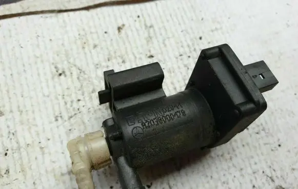 Mercedes-Benz C AMG W203 Turbo solenoid valve A2038000178 2038000178