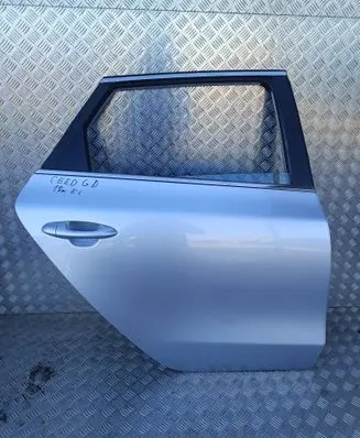 KIA Ceed Rear door 