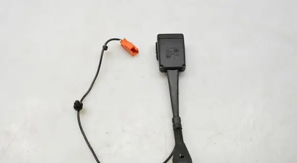 Land Rover Discovery Sport Front seatbelt buckle FK7261208AD