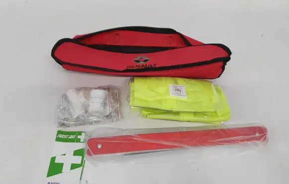 Renault Captur II First aid kit PU4902