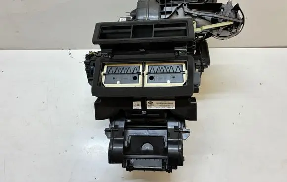 Land Rover Discovery Sport Interior heater climate box assembly HK7219B555GC