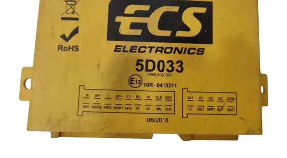 Mitsubishi Outlander Tow bar trailer control unit/module 5D033 10R0413211