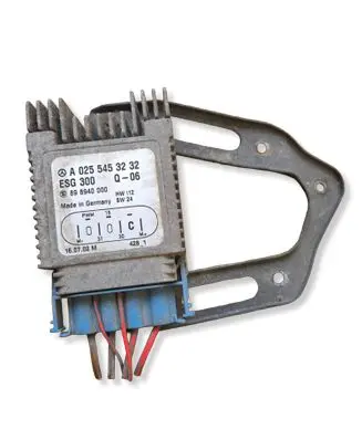 Mercedes-Benz Vaneo W414 Coolant fan relay A0255453232 898940000 ESG300