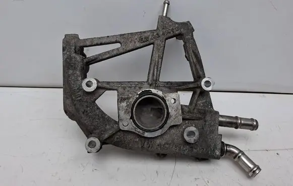 Engine coolant pipe/hose